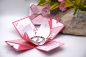 Preview: Explosionsbox Hochzeit ca. 7x7x7cm personalisierbar | Geldgeschenk | Zierschachtel | Motiv: Herzen, floral | fuchsia rosa weiß | Art. Nr. 03020306